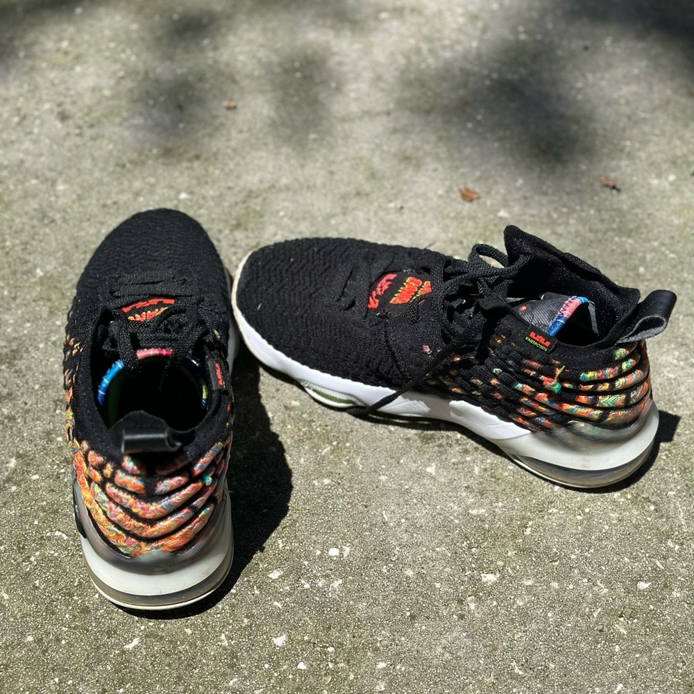 Big Boys Lebron Basketball Shoes